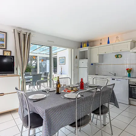 Ty Jeanne By Interhome