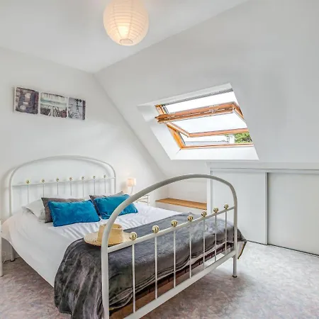 Holiday home Ty Jeanne By Interhome *